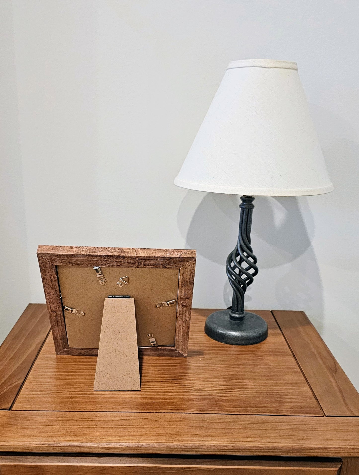 Blue Limpet & Tusk on Linen  7.5x7.5