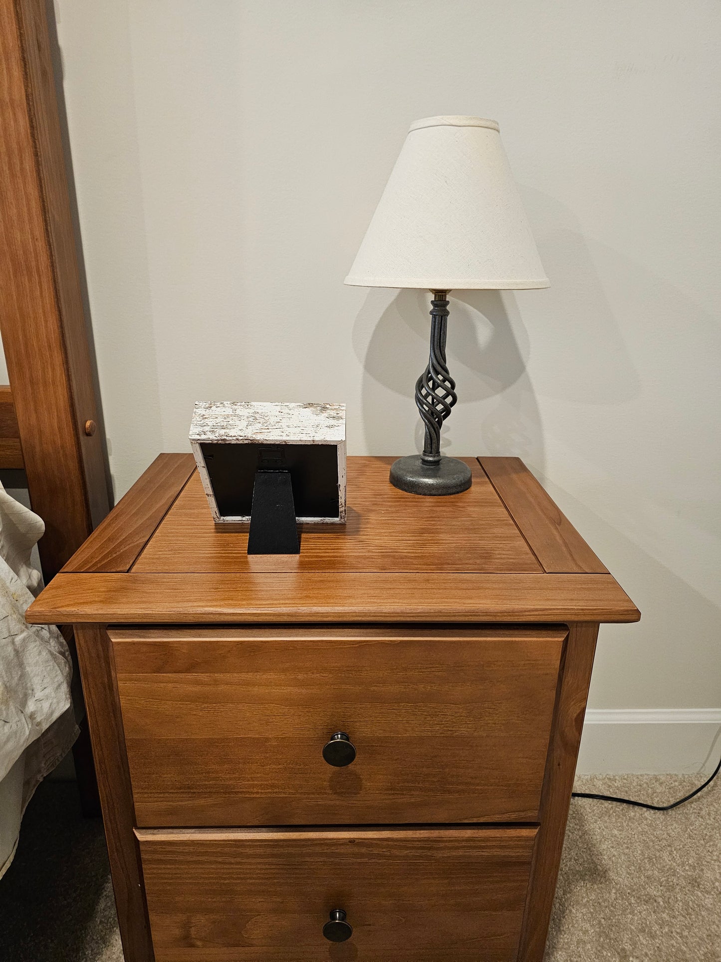 Olive Gibbosa Sliced Shell & Spikes on White Linen 5.5x5.5